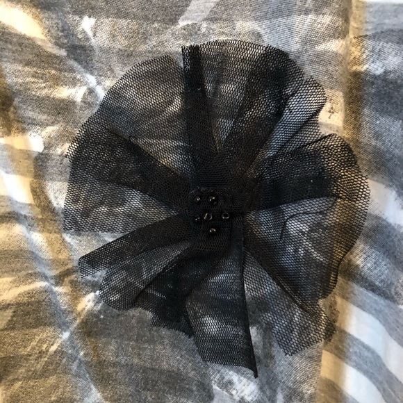 3/$15 Forever 21 lace flower striped tank top - Picture 2 of 6